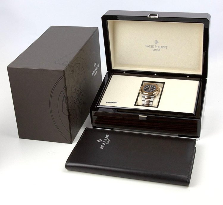 Patek Philippe Nautilus Chronograph Stainless Steel 18kt Rose Gold 5980-1ar