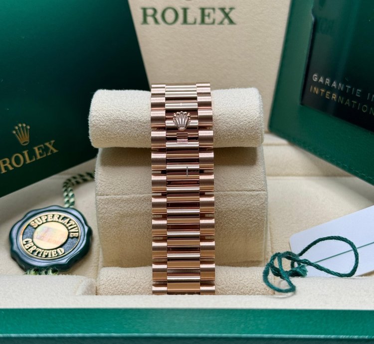 Rolex Day-date 40 New 2024 Chocolate Brown Baguette Diamond Dial Rose Gold President Bracelet
