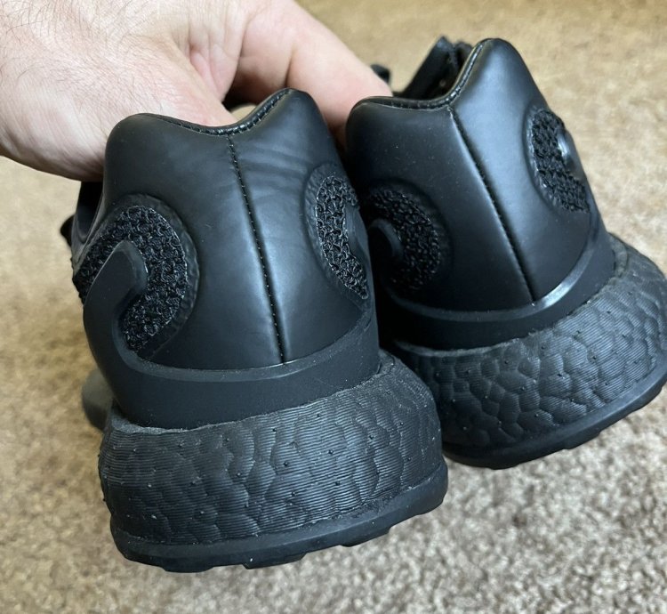 -3 Pure Boost Black Black Size 9
