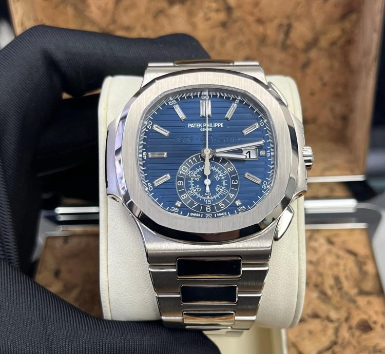 Patek Philippe Nautilus Chronograph White Gold Blue Dial 44mm 5976 1g-001