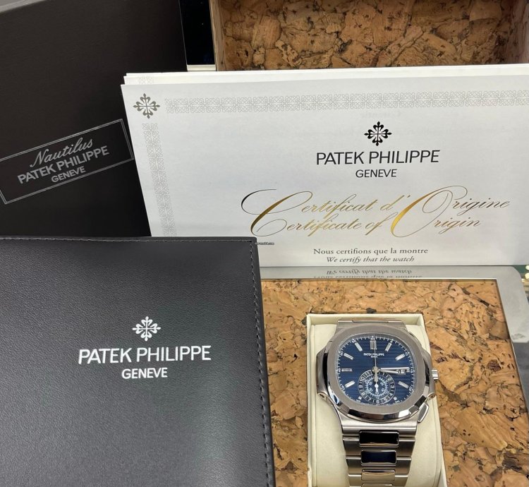 Patek Philippe Nautilus Chronograph White Gold Blue Dial 44mm 5976 1g-001