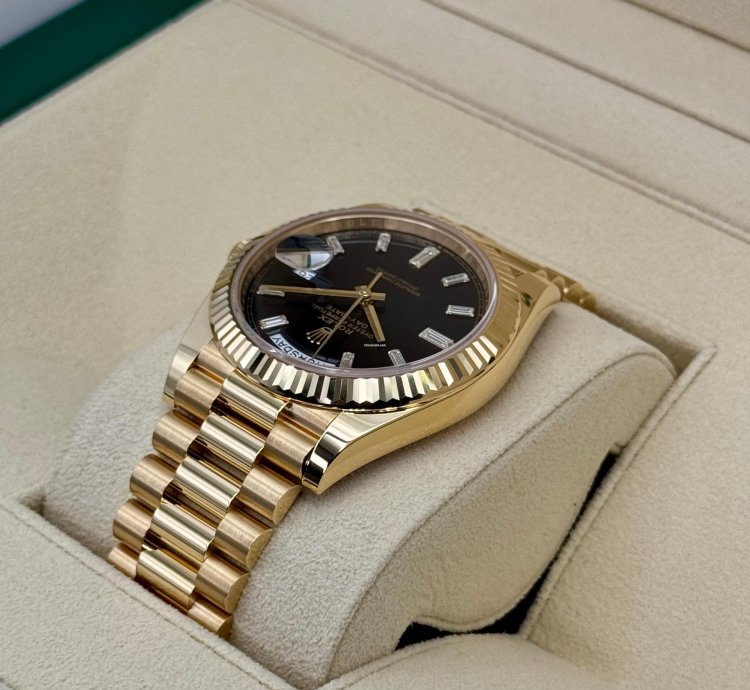 Rolex Day-date 40 New 2024 Day-date 40mm 228238 Presidential Black Diamond Baguette Dial