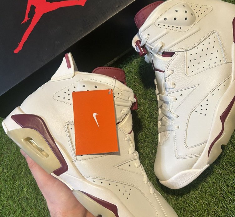 Ds Jordan 6 Maroon
