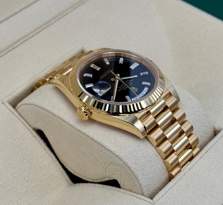 Rolex Day-date 40 New 2024 Day-date 40mm 228238 Presidential Black Diamond Baguette Dial