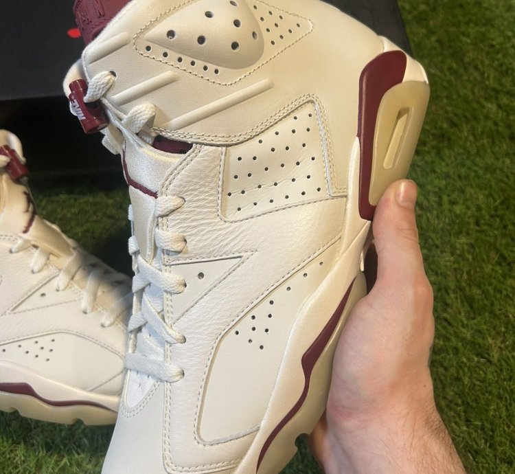 Ds Jordan 6 Maroon