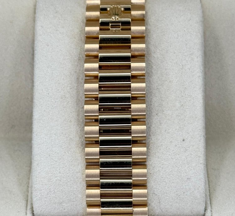 Rolex Day-date 40 New 2024 Day-date 40mm 228238 Presidential White Roman Numeral Dial