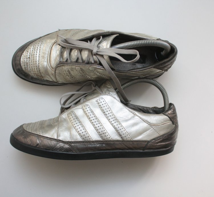 -3 Yohji Yamamoto Adidas Vintage Silver Sneaker 2008