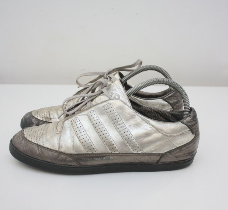 -3 Yohji Yamamoto Adidas Vintage Silver Sneaker 2008