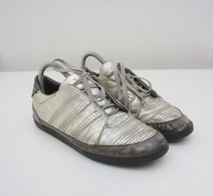 -3 Yohji Yamamoto Adidas Vintage Silver Sneaker 2008