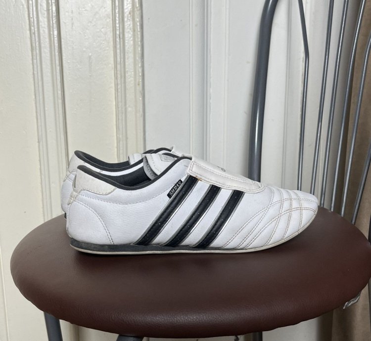 00 Adidas Taekwondo Boxing Sneakers Vintage Japan Vibe