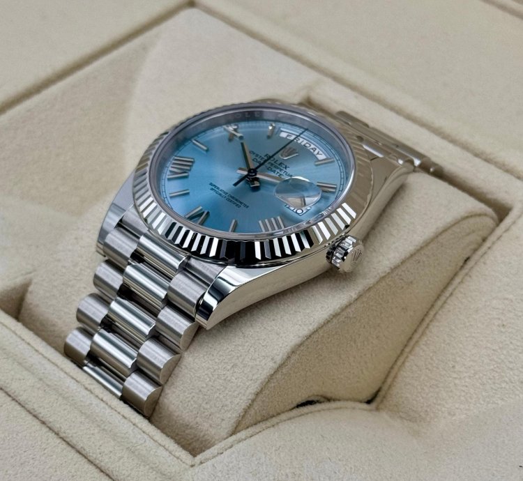 Rolex Day-date 40 New 2024 Day-date Platinum 40mm 228236 Ice-blue Roman Dial