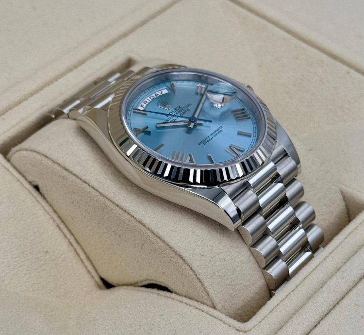Rolex Day-date 40 New 2024 Day-date Platinum 40mm 228236 Ice-blue Roman Dial