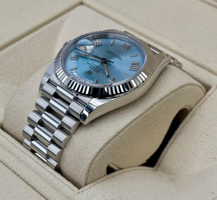 Rolex Day-date 40 New 2024 Day-date Platinum 40mm 228236 Ice-blue Roman Dial