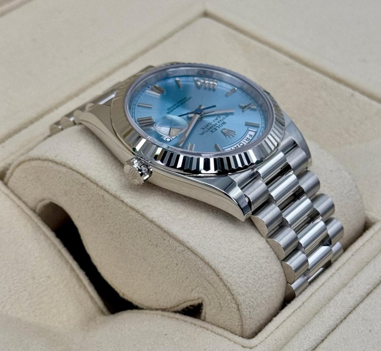 Rolex Day-date 40 New 2024 Day-date Platinum 40mm 228236 Ice-blue Roman Dial