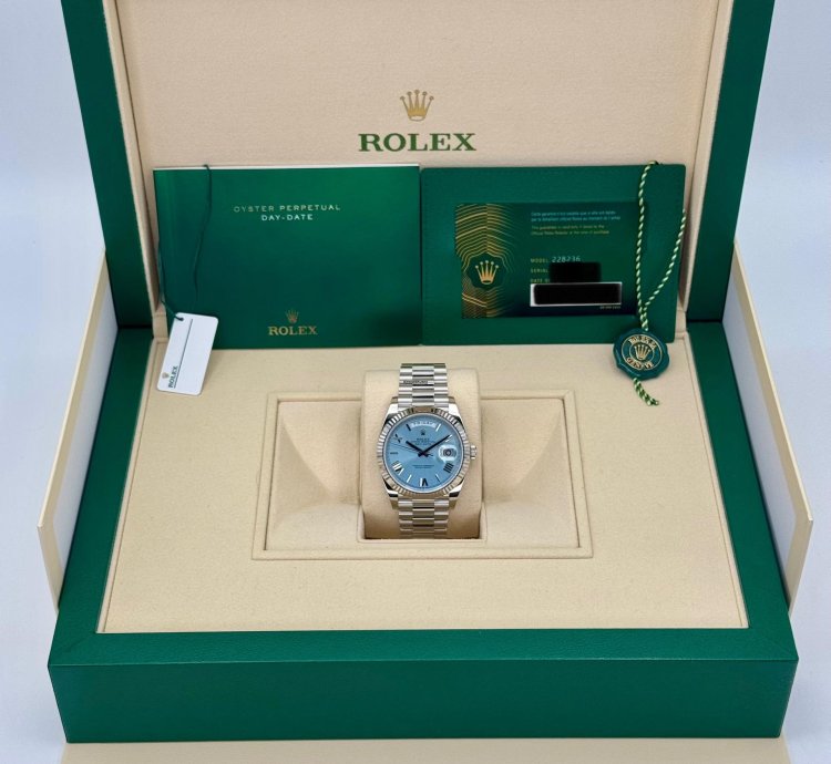 Rolex Day-date 40 New 2024 Day-date Platinum 40mm 228236 Ice-blue Roman Dial