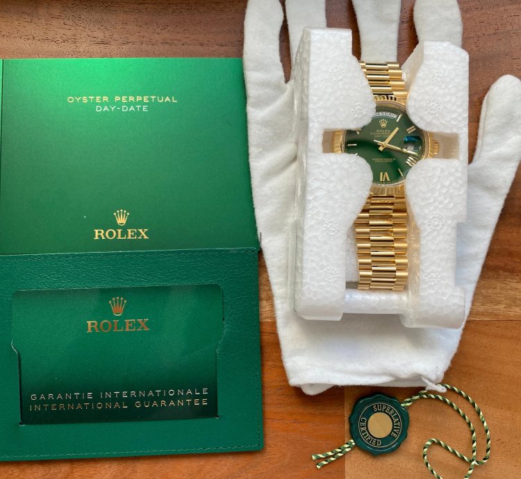 Rolex Day-date 40 New 2024 Green Dial Yellow Gold President 228238 Fluted Bezel