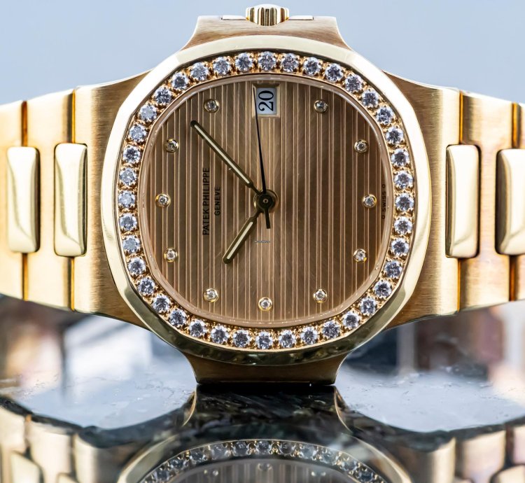 Patek Philippe Nautilus Diamond 3800 Perfect Condition