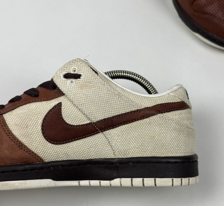 00s Vintage Nike Dunk Low Premium Light British Tan Sneakers