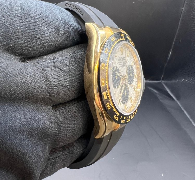 Rolex Daytona Meteorite Dial Full Yellow Gold Oysterflex