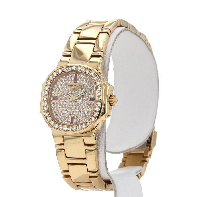 Patek Philippe Nautilus En Or Jaune Et Diamant Ref Patek