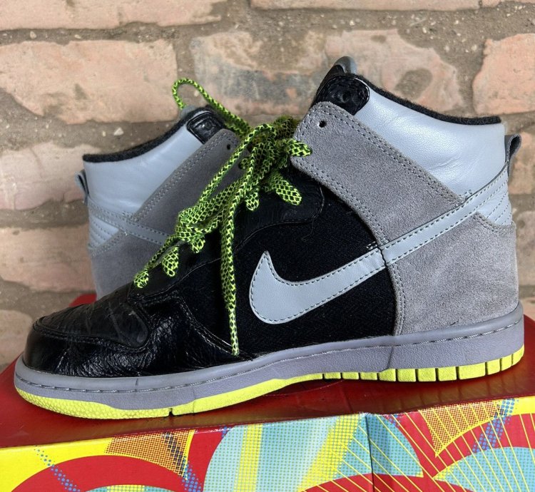 00s Vintage Nike Sb Dunk High Wrinkled Patent