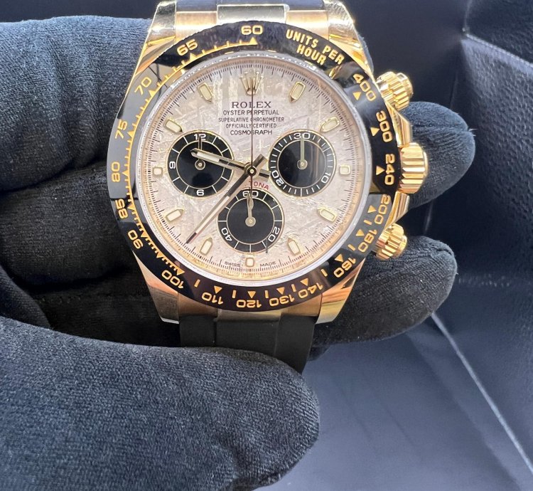 Rolex Daytona Meteorite Dial Full Yellow Gold Oysterflex