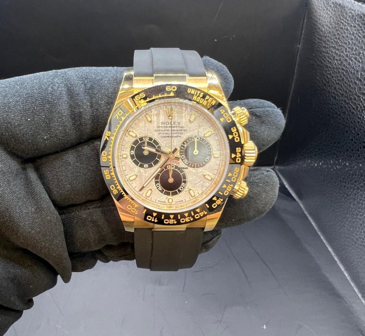 Rolex Daytona Meteorite Dial Full Yellow Gold Oysterflex