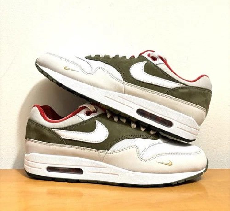 1 1 Nike Air Max 1 87 Olive Sail