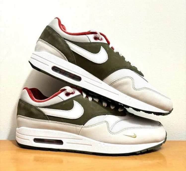 1 1 Nike Air Max 1 87 Olive Sail