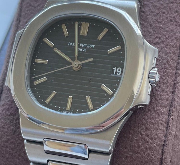 Patek Philippe Nautilus First Series 1987 - Highest Quality - Nautilus Full Set