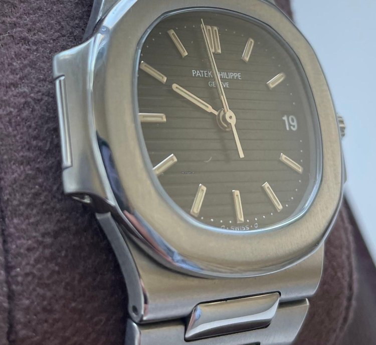 Patek Philippe Nautilus First Series 1987 - Highest Quality - Nautilus Full Set