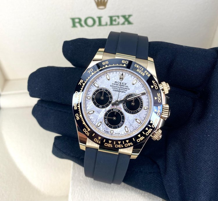 Rolex Daytona Meteorite Dial Unworn Full Set 116518ln Yellow Gold Carlos Alcaraz Iconic Watch