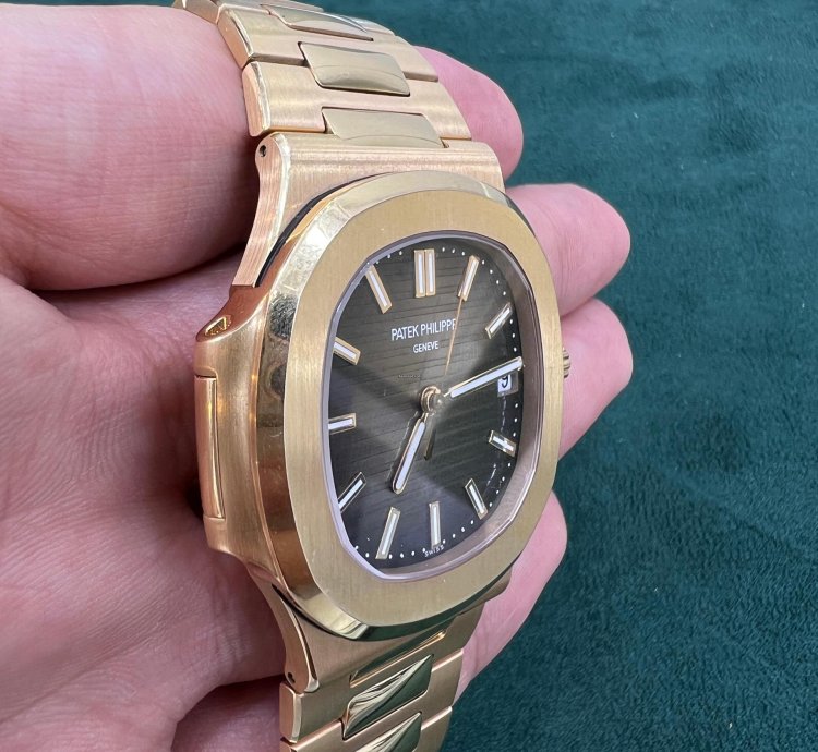 Patek Philippe Nautilus Full Rose Gold 2017
