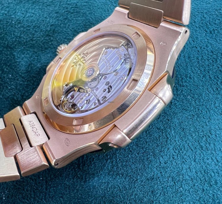 Patek Philippe Nautilus Full Rose Gold 2017