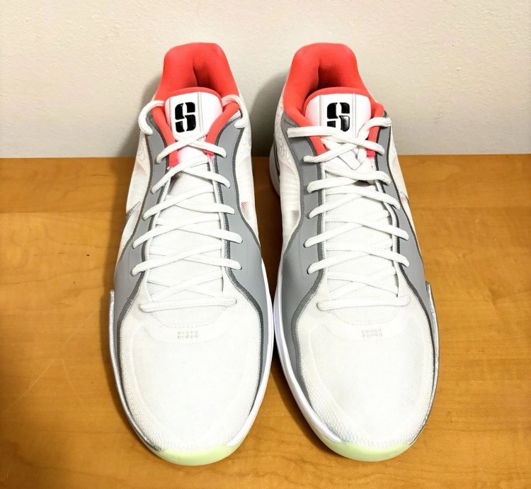 1 1 Nike Sabrina 2 Yeezy Plats Basketball Shoes