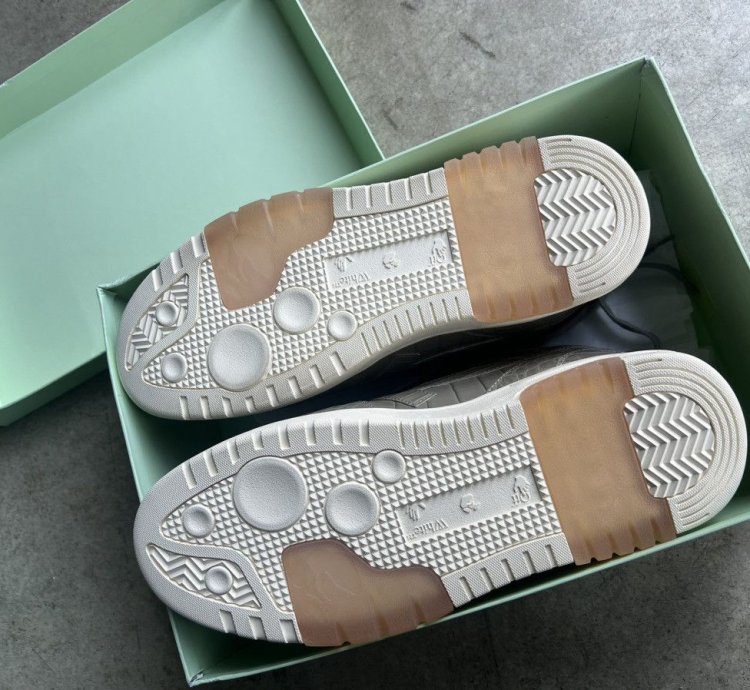 10 5 Off White Out Of Office Low Size 44 - Croc Skin Ds