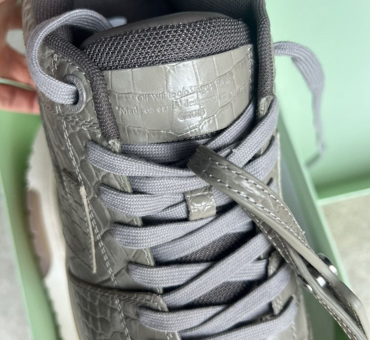10 5 Off White Out Of Office Low Size 44 - Croc Skin Ds