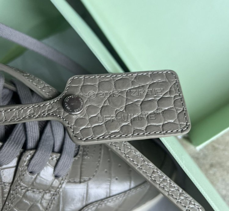 10 5 Off White Out Of Office Low Size 44 - Croc Skin Ds