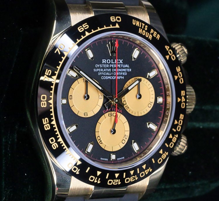 Rolex Daytona Mint Complete Set Daytona Cosmograph Paul Newman Black Yellow Gold 116518ln