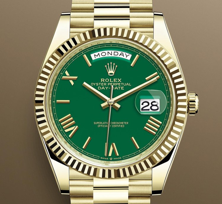 Rolex Day-date 40 New 2025 228238 Green President Yellow Gold