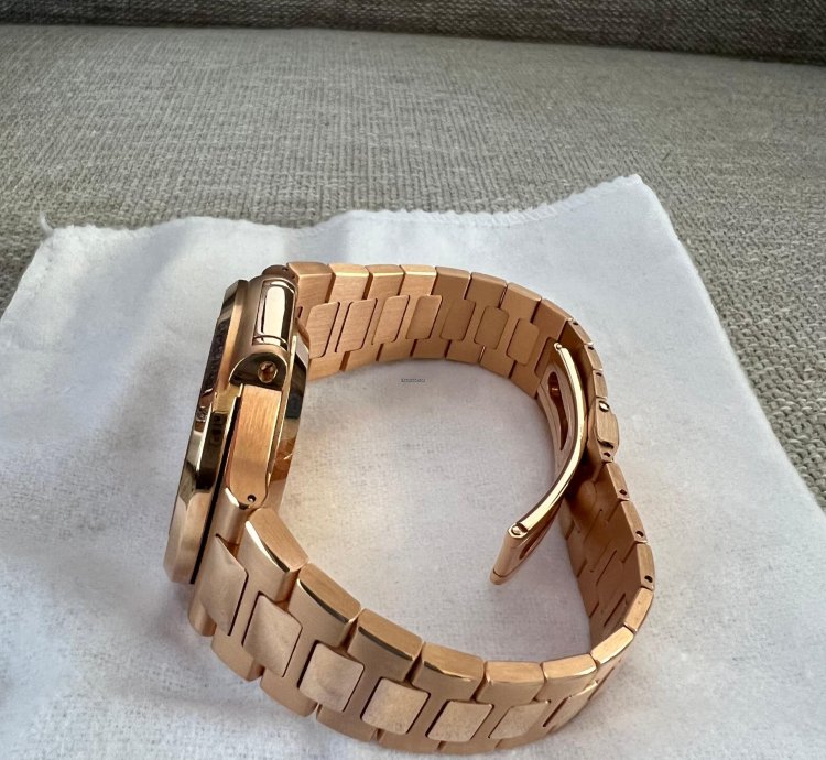 Patek Philippe Nautilus Full Set Like New