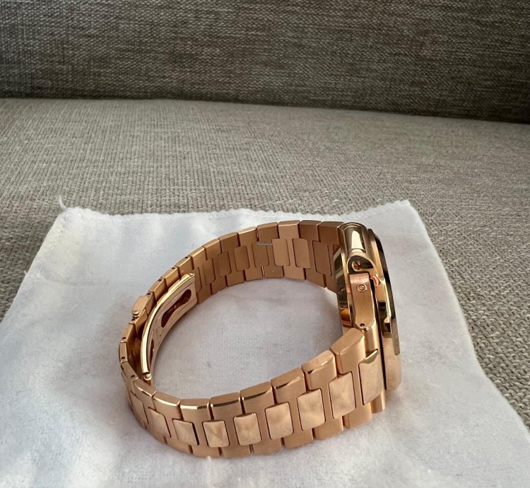 Patek Philippe Nautilus Full Set Like New