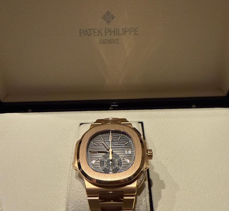 Patek Philippe Nautilus Full Set Like New