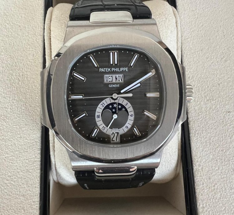 Patek Philippe Nautilus Full Set Mit Zertifikat