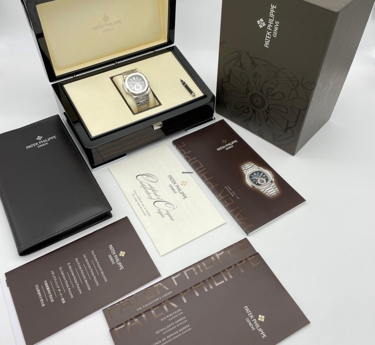 Patek Philippe Nautilus Full-set De Mint 5980 1a Black Dial 2012