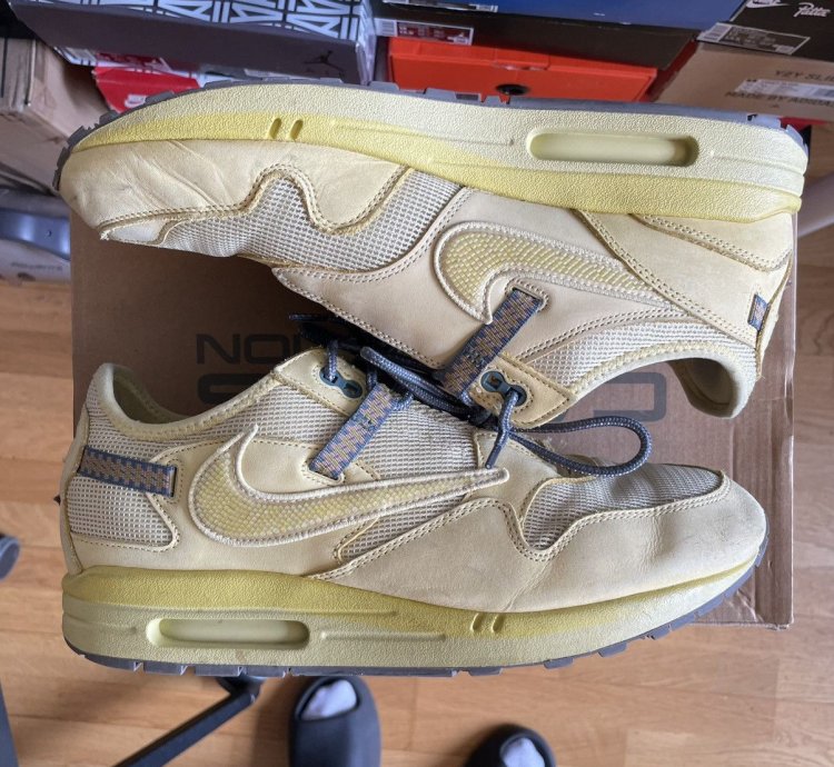 100 Original Nike Travis Scott Air Max 1 Cactus Saturn Gold
