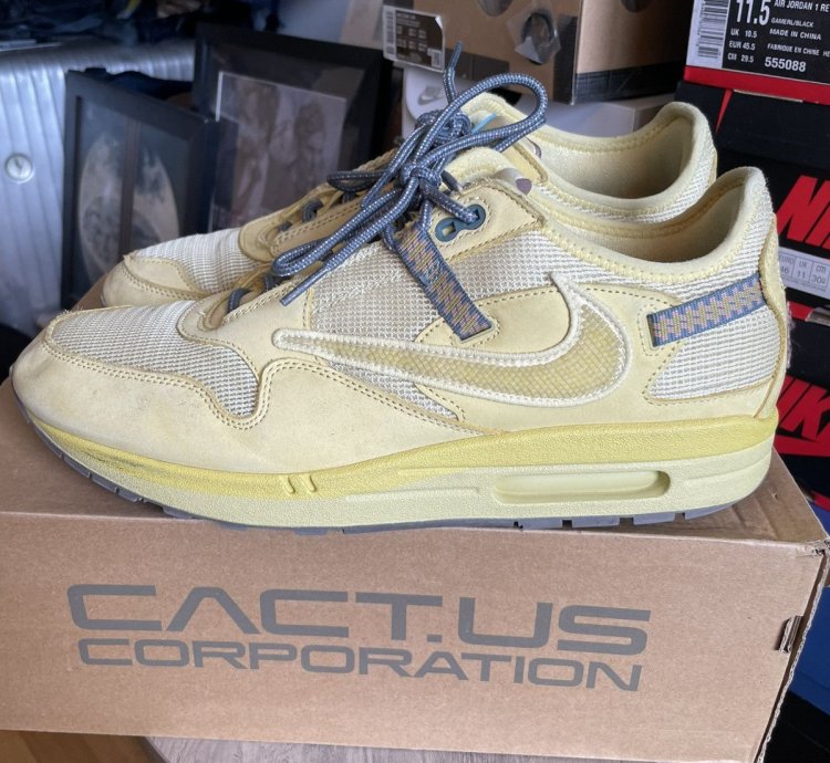 100 Original Nike Travis Scott Air Max 1 Cactus Saturn Gold
