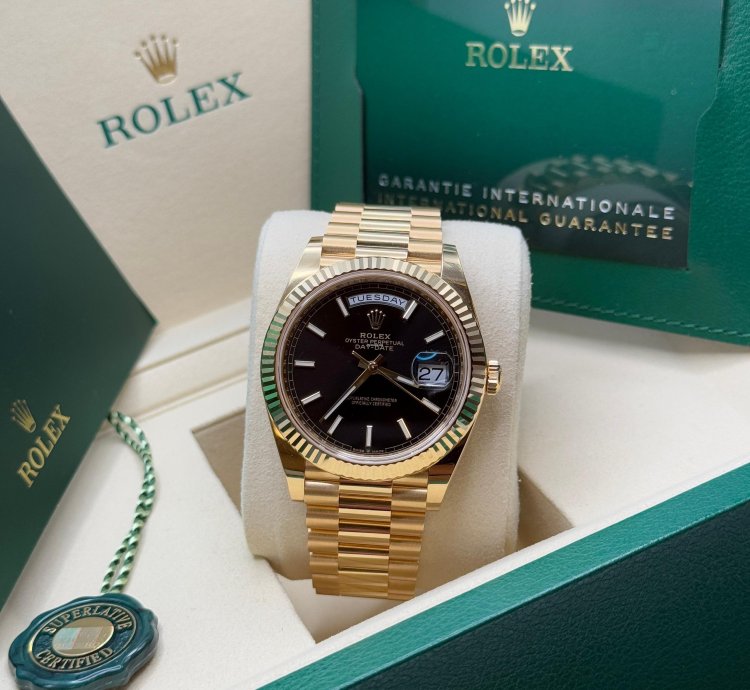 Rolex Day-date 40 New 2025 Black Dial Yellow Gold Fluted Bezel President Bracelet