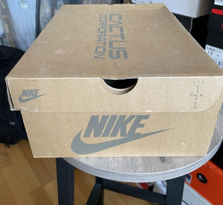 100 Original Nike Travis Scott Air Max 1 Cactus Saturn Gold