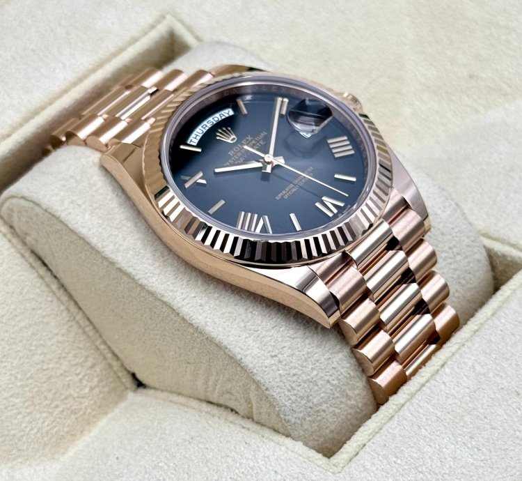 Rolex Day-date 40 New 2025 Day-date 40mm 228235 Presidential 18kt Yellow Gold Slate Ombre Dial